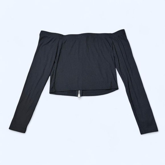 Goth Black Off the Shoulder Jacket by Social Collision! - Picture 6 of 6